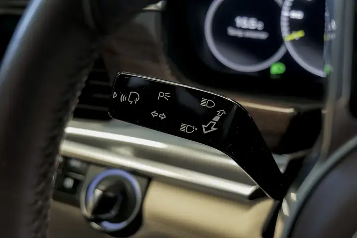 Porsche Panamera 4 E-Hybrid 2018, foto 24