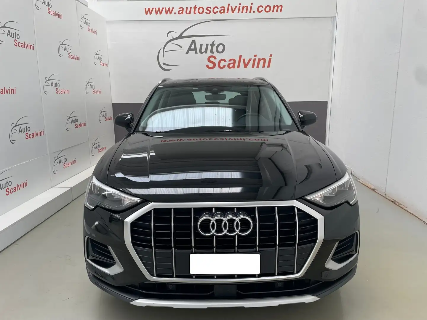 Audi Q3 2.0 150CV 35 TDI S tronic Business Advanced Nero - 2