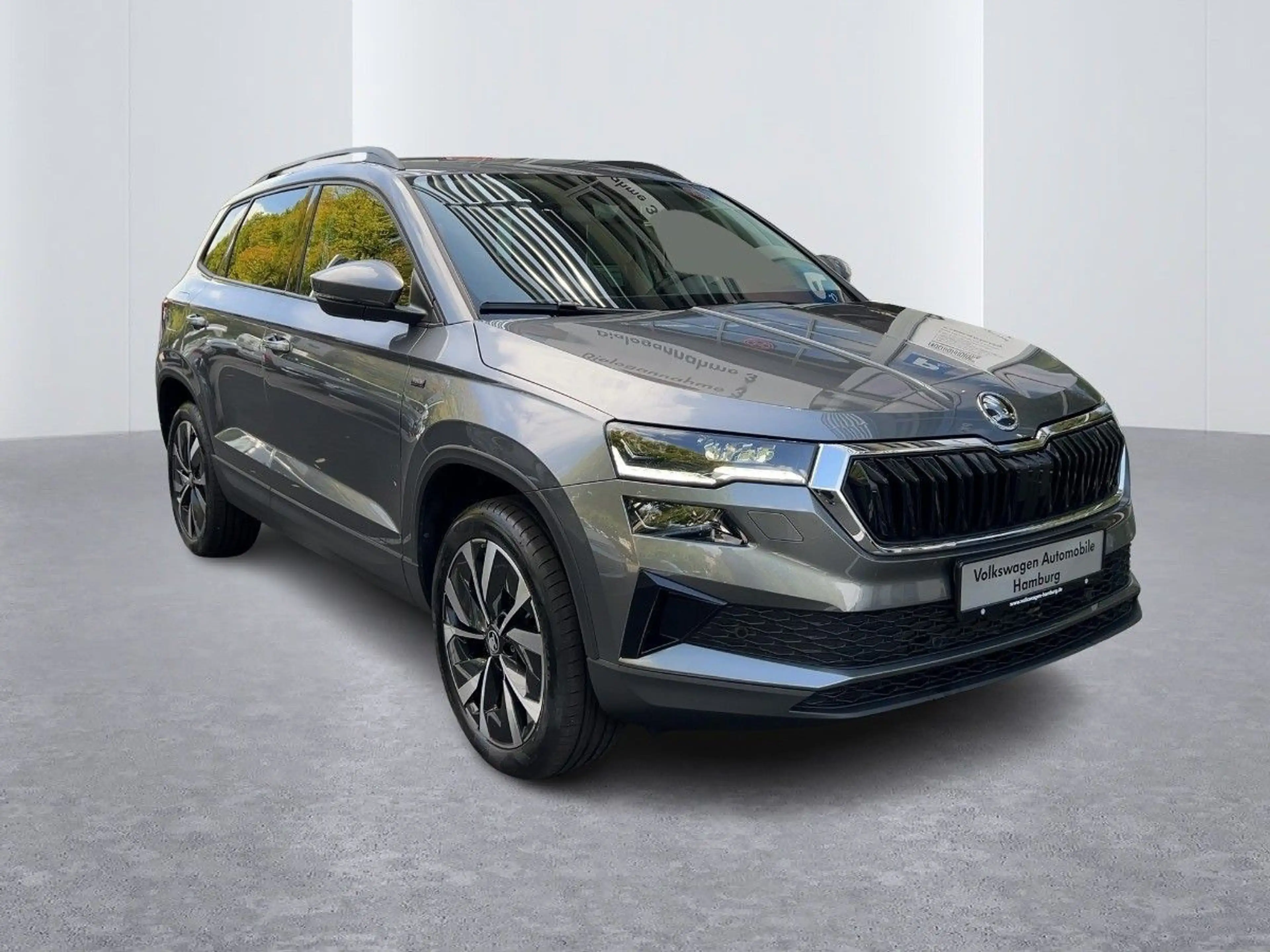 Skoda Karoq Selection  2.0 TDI DSG AHK Navi LED-Licht — photo 4