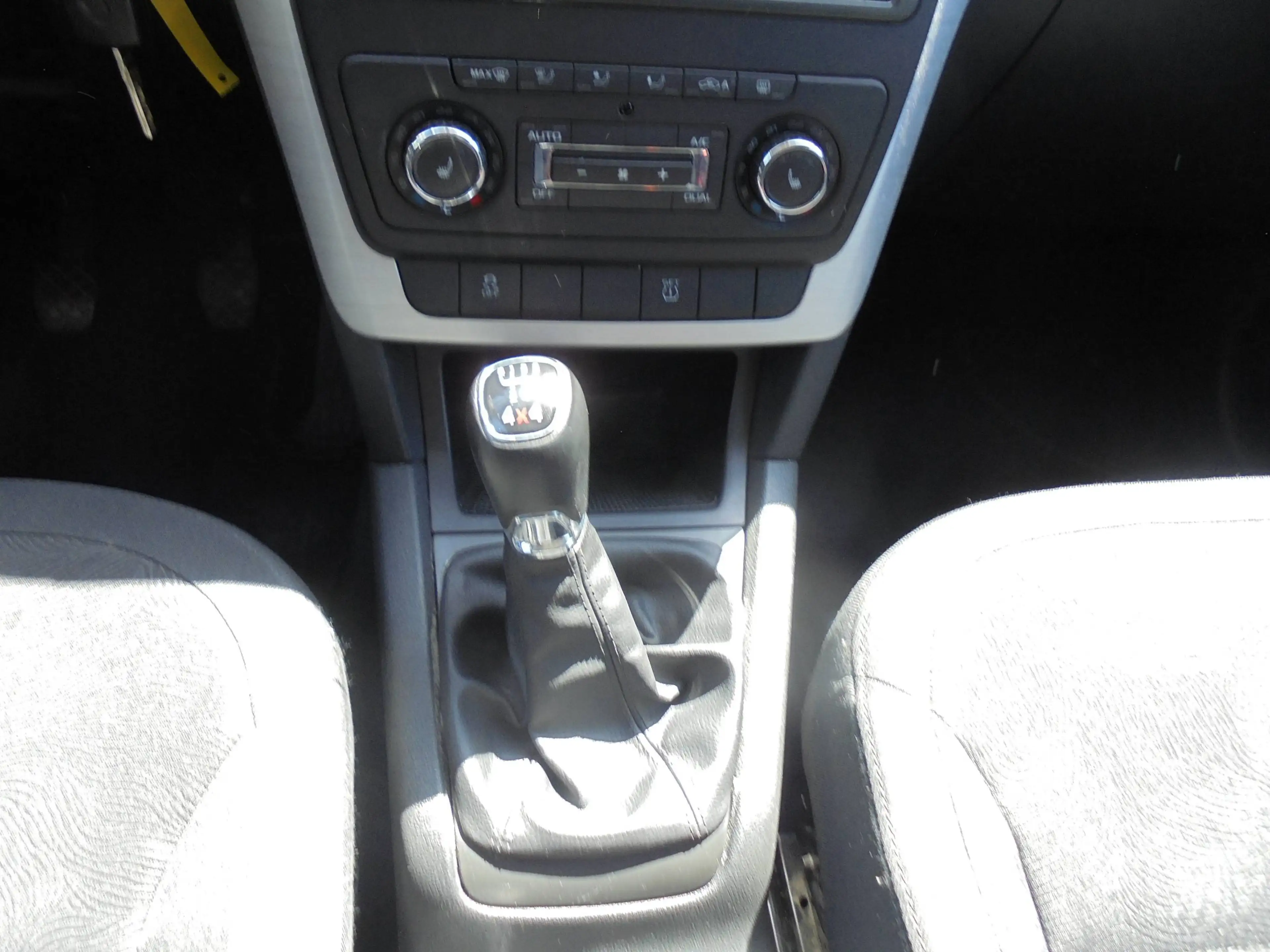 Skoda Yeti Ambition 4x4 Sitzheizung Climatronic — photo 15