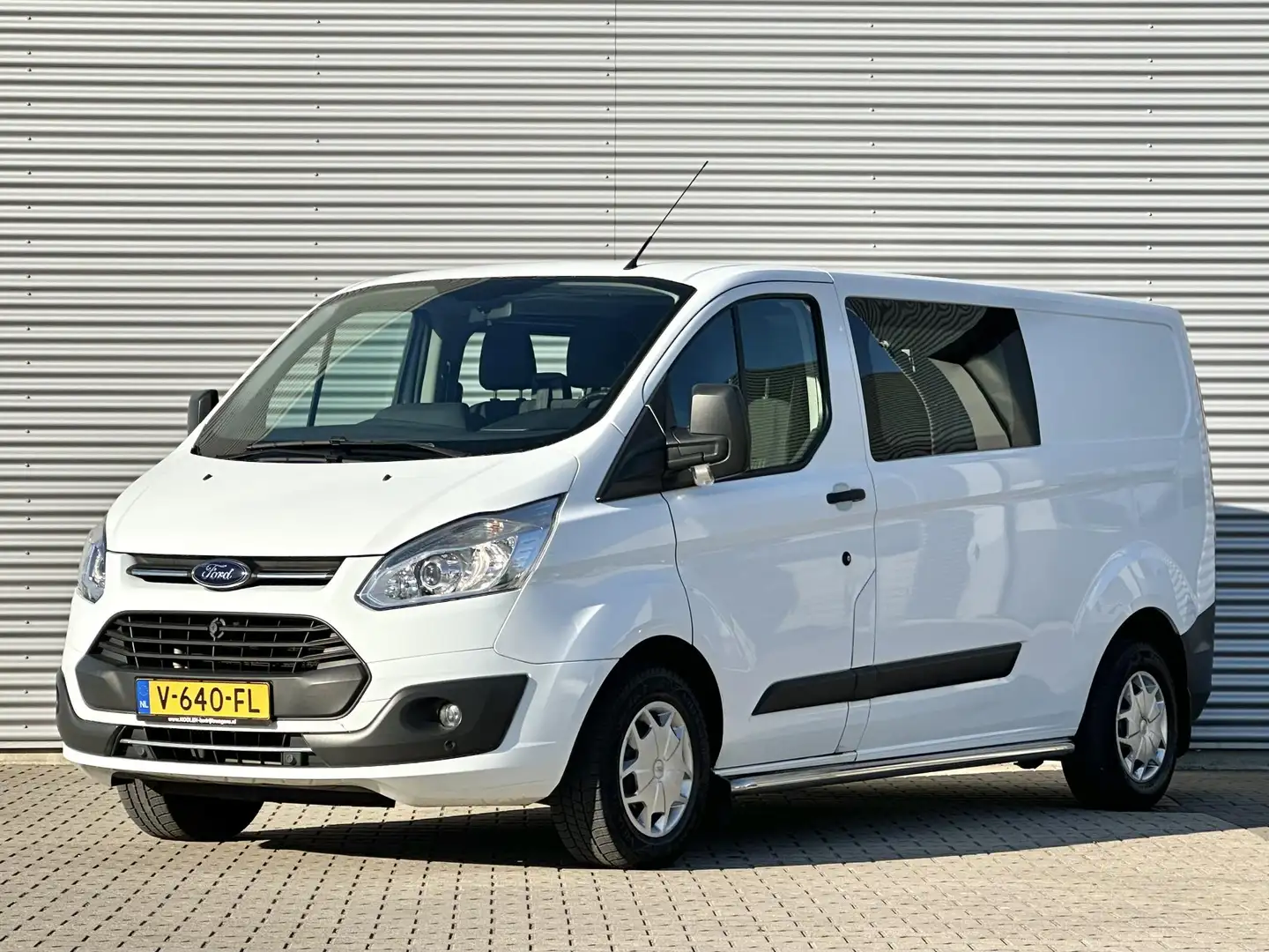 Ford Transit Custom 290 2.0 TDCI L2H1 DC Dubbele cabine Trekhaak Wit - 1