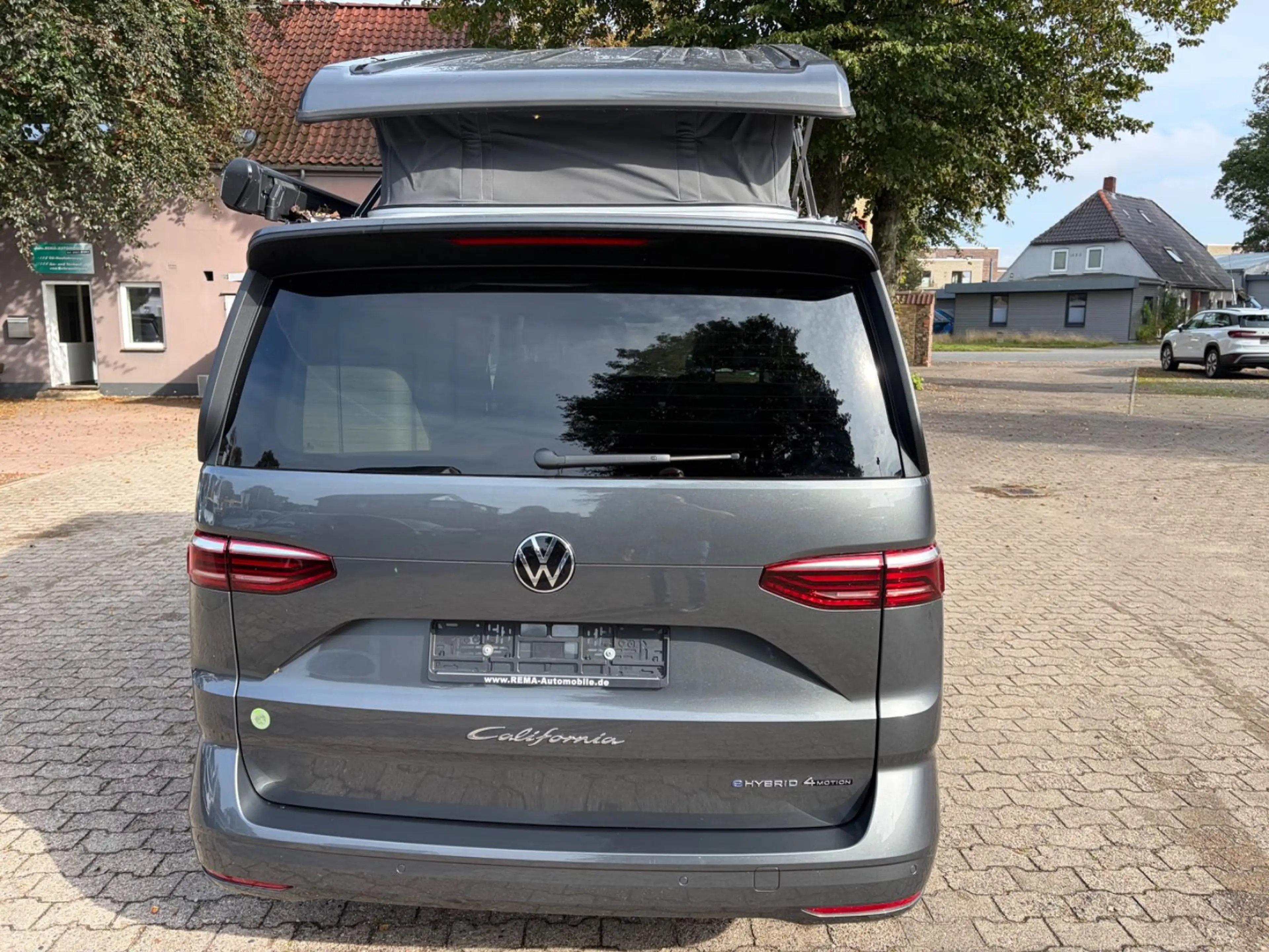 Volkswagen T7 California 1,5 TSI eHybrid 4 M.  IQ AHK Ocean — photo 4