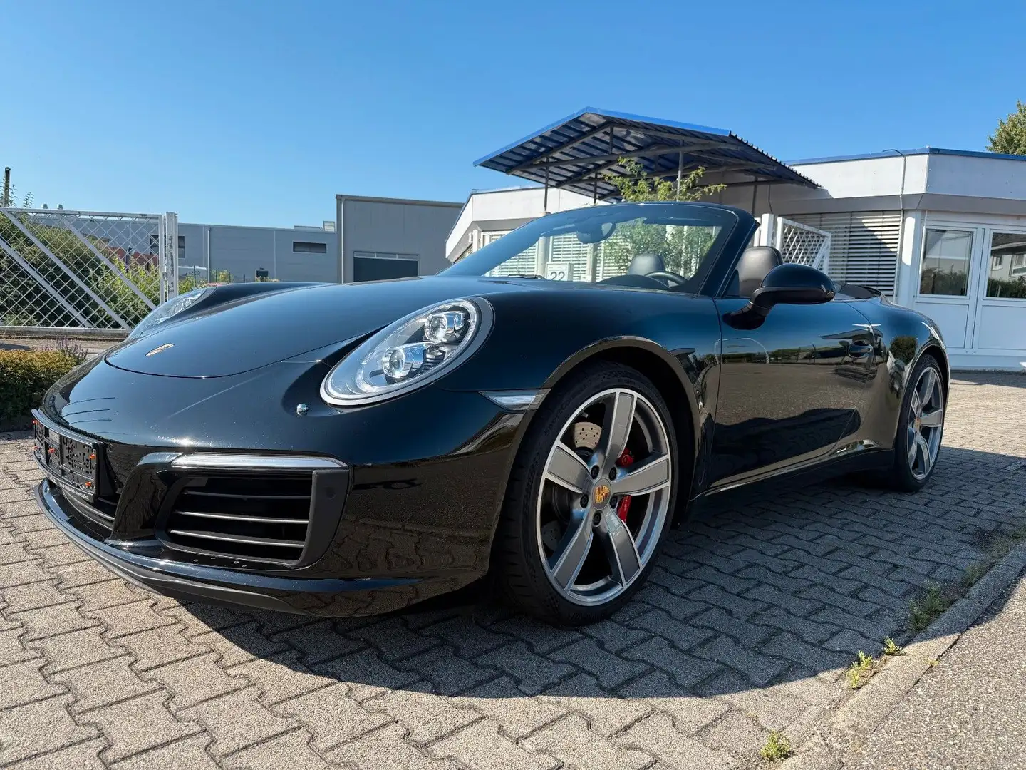 Porsche 991 .2 Carrera S Cabrio deutsch Scheckheft Noir - 1