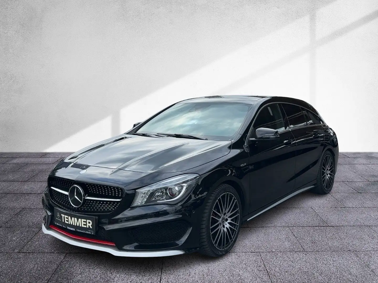 Mercedes-Benz CLA 250 Sport 4M Shooting Brake AMG RKam Distr+ Schwarz - 2