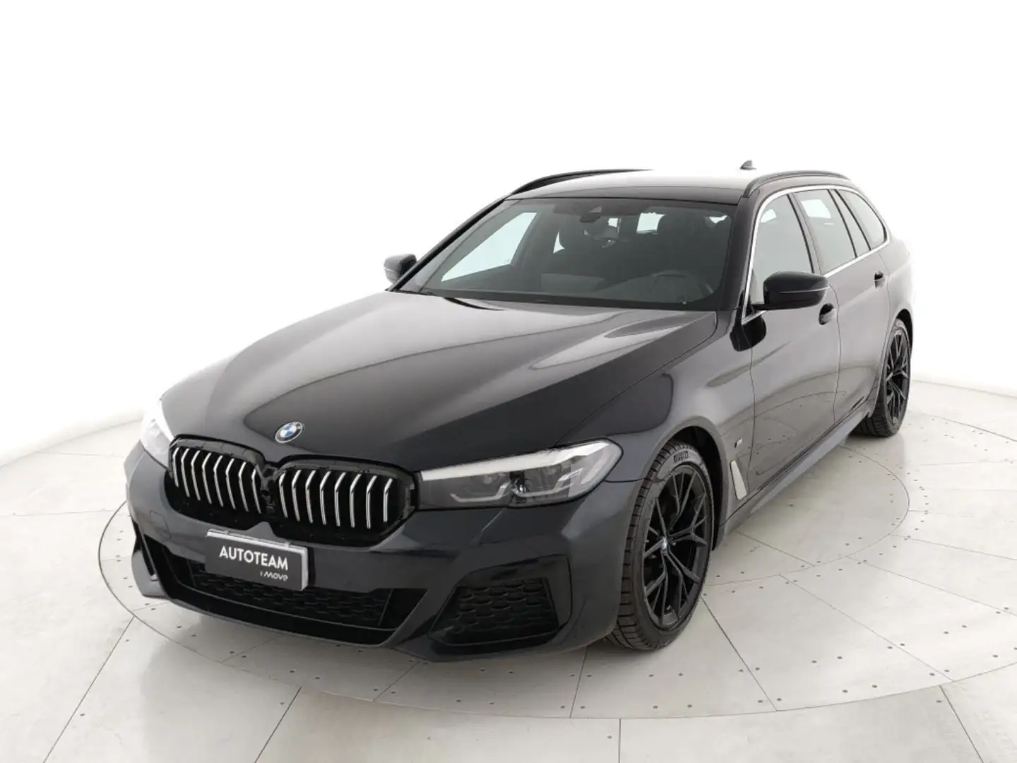 BMW 520 Serie 5 520d Touring mhev 48V xdrive Msport auto Nero - 1