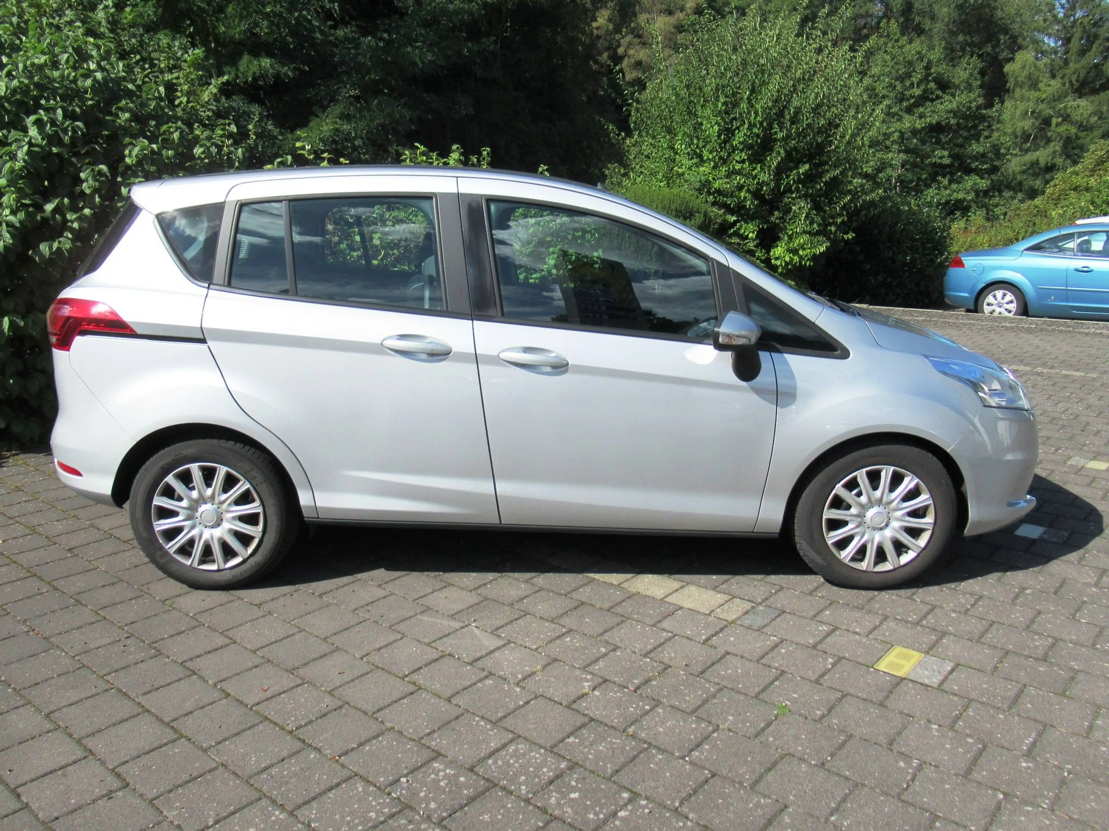 Ford B-Max B-MAX 1.0 EcoBoost Trend  *1. HAND* — photo 4