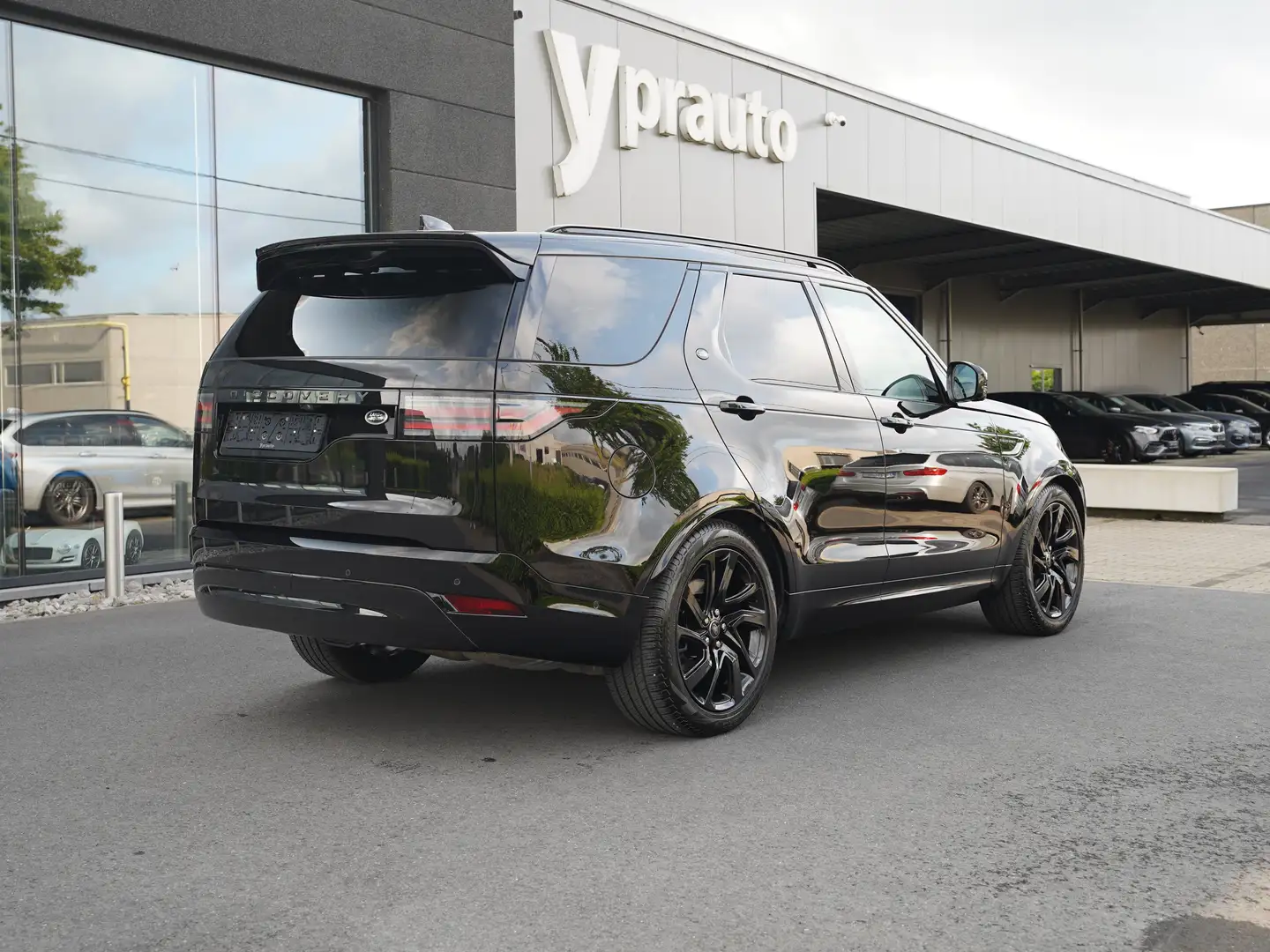 Land Rover Discovery D250 AWD R-Dynamic 7seat Panorama 360 ACC Trekhaak Czarny - 2