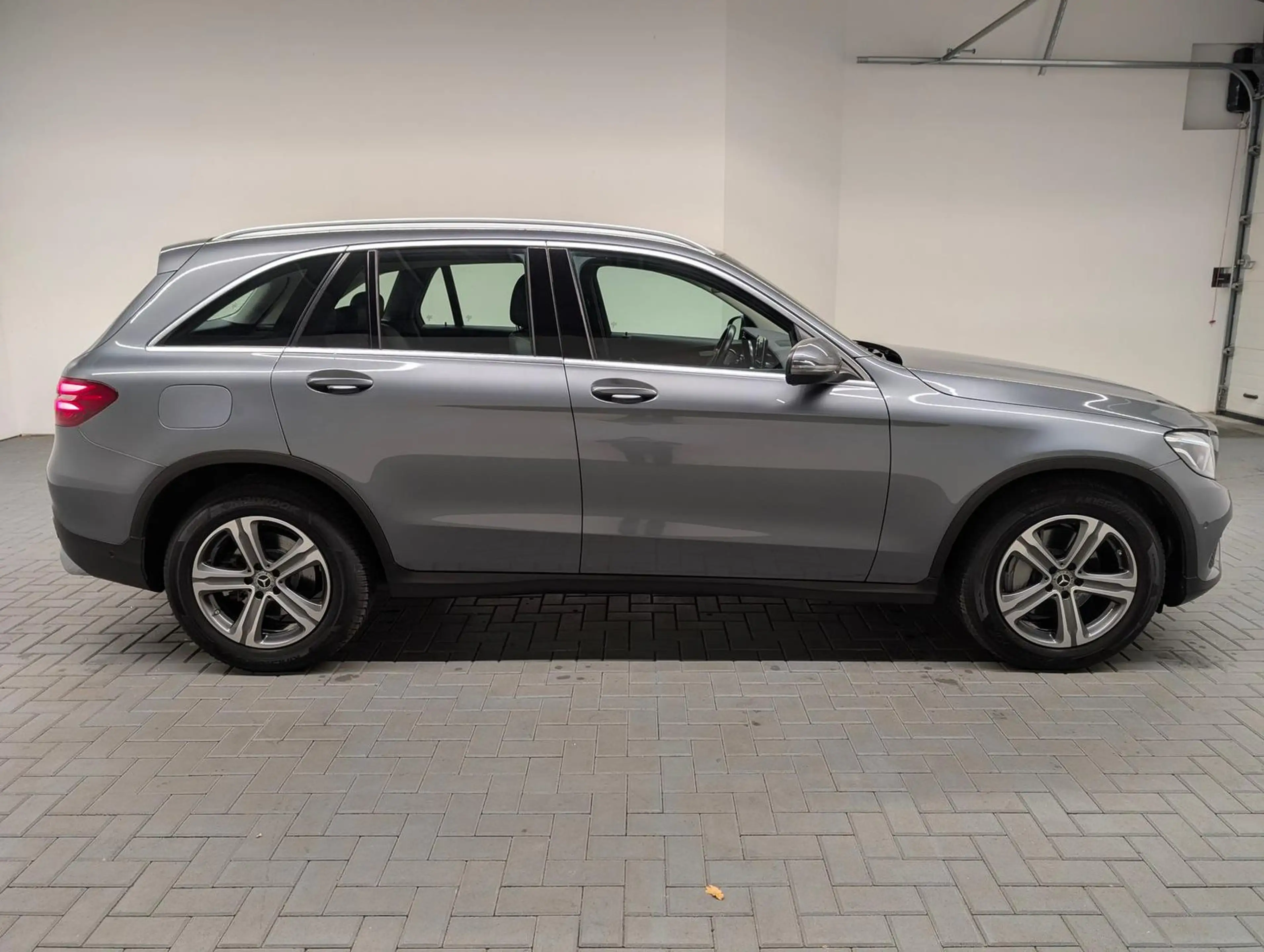 Mercedes-Benz GLC 350 d 4Matic LED/Navi/SHZ/PDC/Tempomat — photo 5