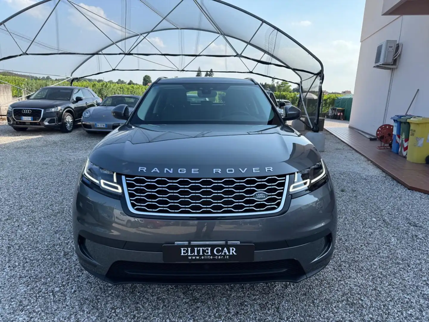 Land Rover Range Rover Velar 2.0D I4 240 CV S Gris - 2
