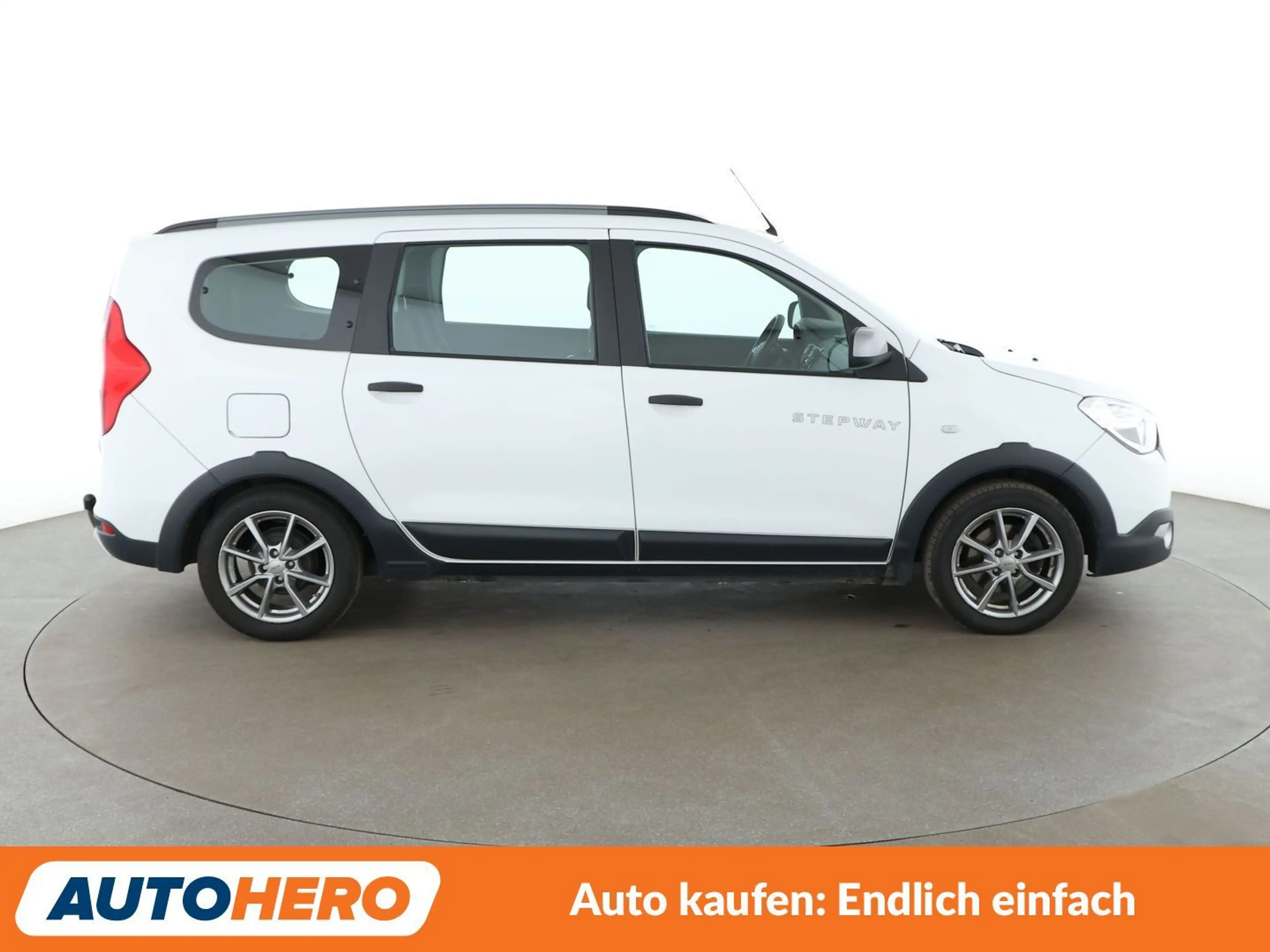 Dacia Lodgy 1.5 Blue dCi Stepway*NAVI*TEMPO*PDC*SHZ*KLIMA* — photo 7