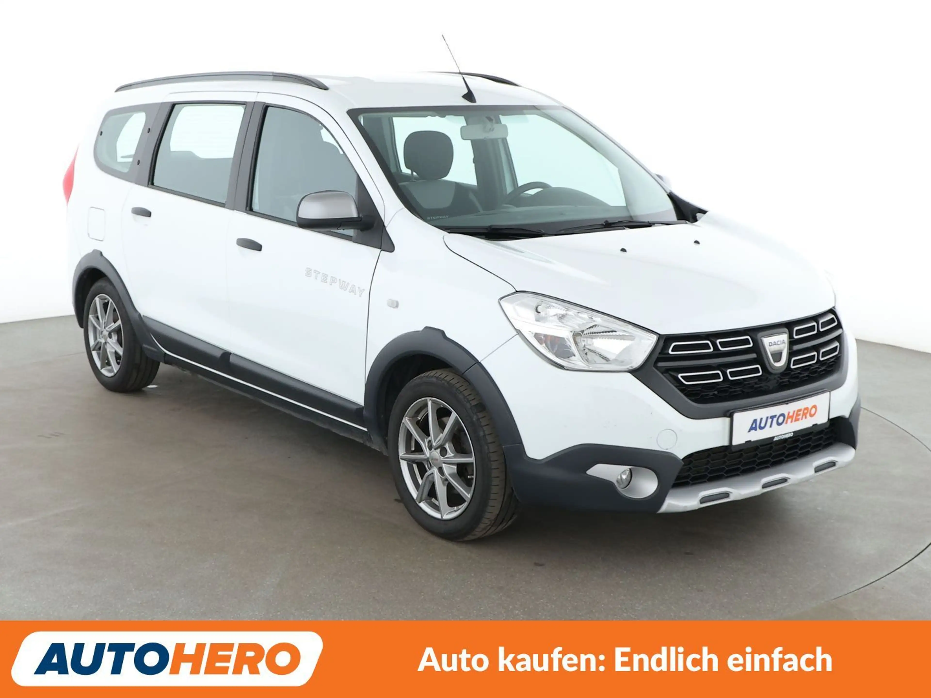 Dacia Lodgy 1.5 Blue dCi Stepway*NAVI*TEMPO*PDC*SHZ*KLIMA* — photo 8