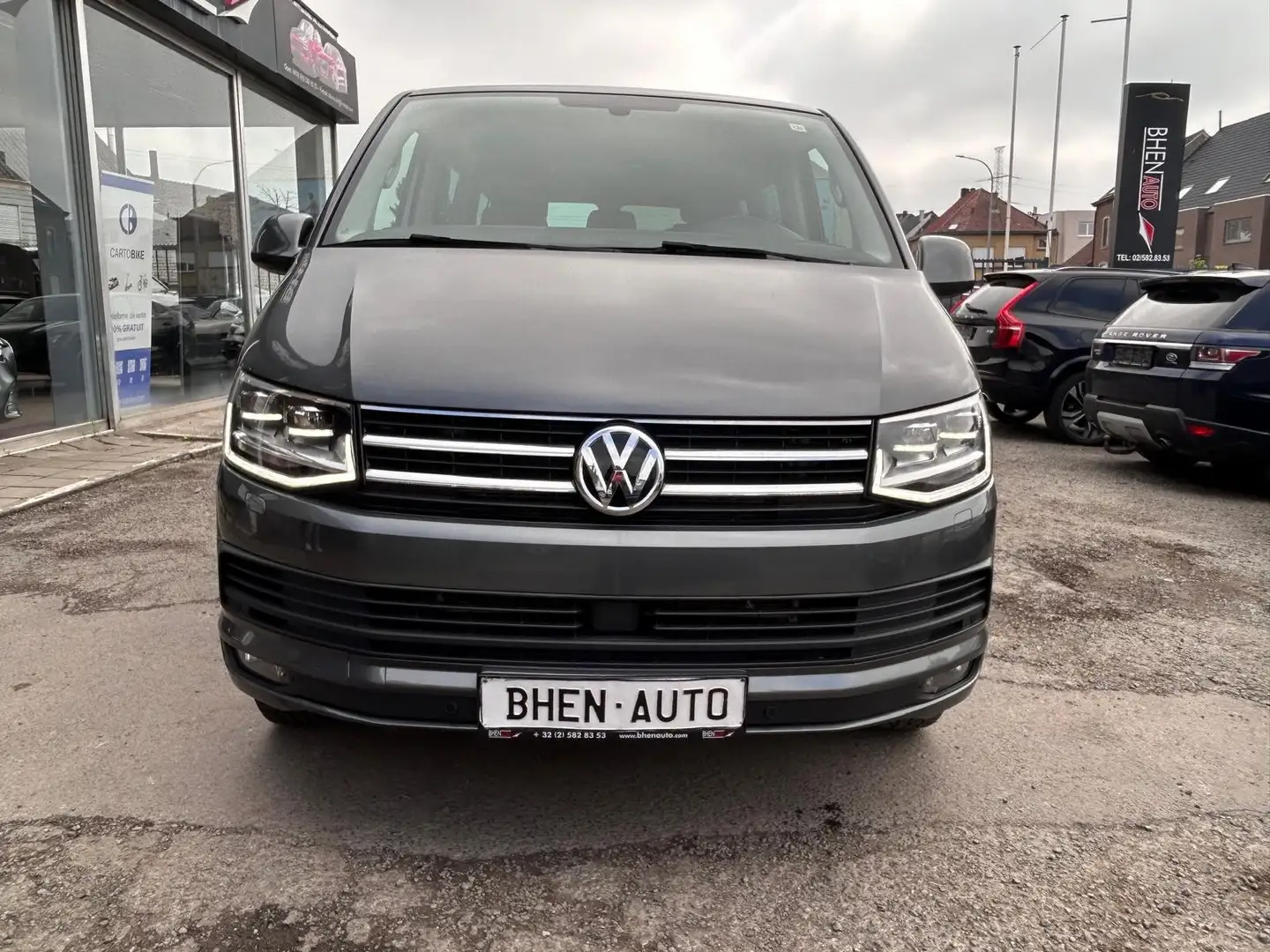 Volkswagen T6 Kombi 2.0 TDi 4Motion/NAVI/AIRCO/RADIO/RADAR DE RECUL Gris - 2