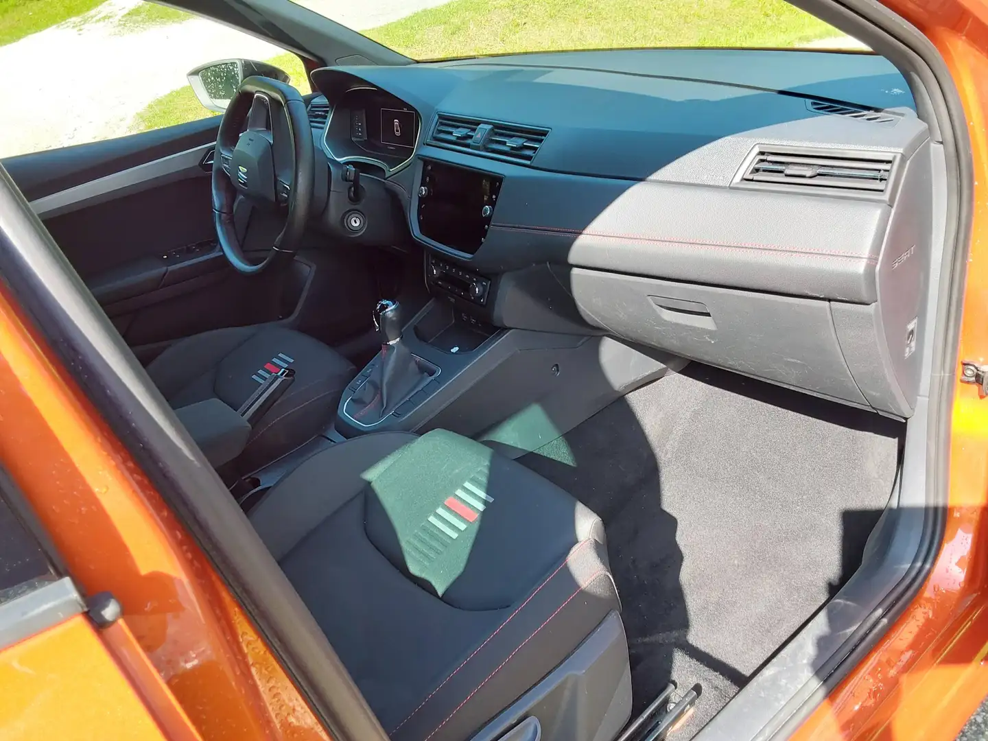 SEAT Ibiza FR Orange - 2
