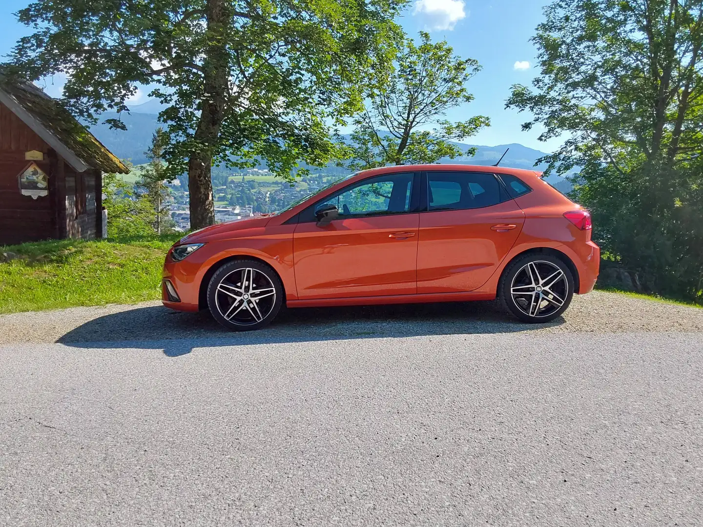 SEAT Ibiza FR Orange - 1
