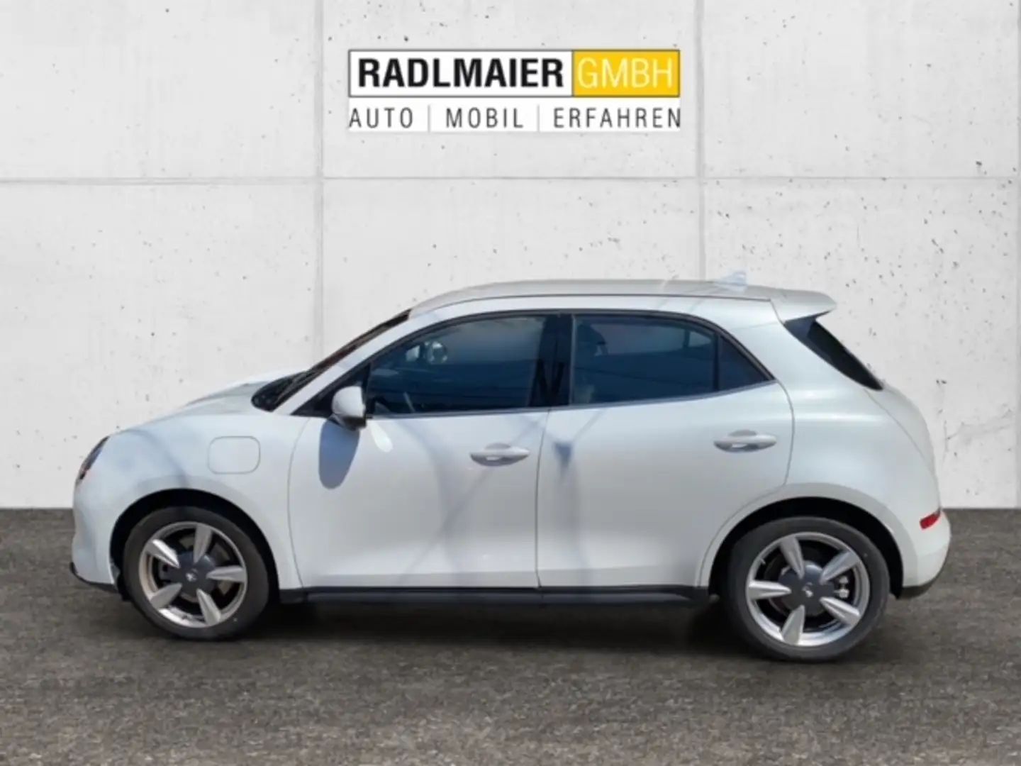 GWM ORA 03 300 Fehér - 2