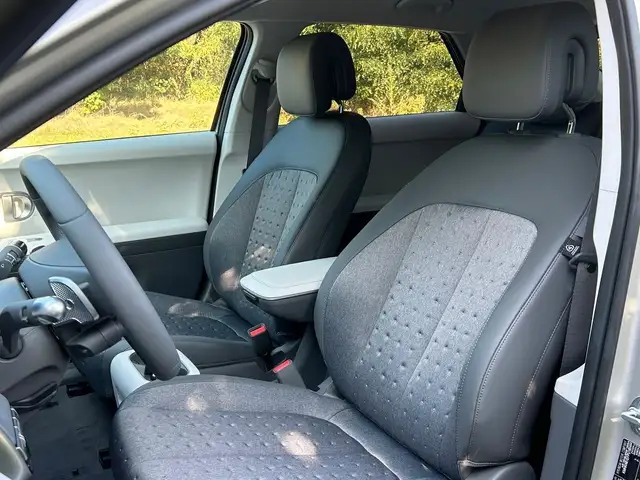 Hyundai Ioniq 5 view 13