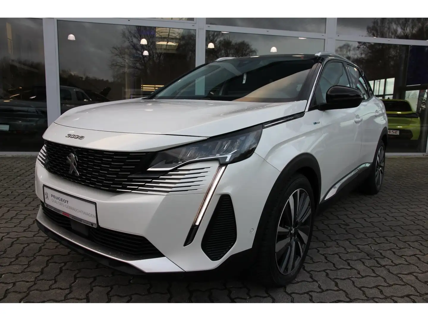 Peugeot 3008 Hybrid (Plug-In) 225 Allure-Pack e-Klappe Wit - 2
