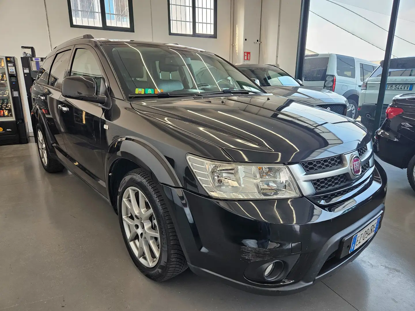 Fiat Freemont 2.0 mjt 16v 140cv E5+ NEOPATENTATI Czarny - 1