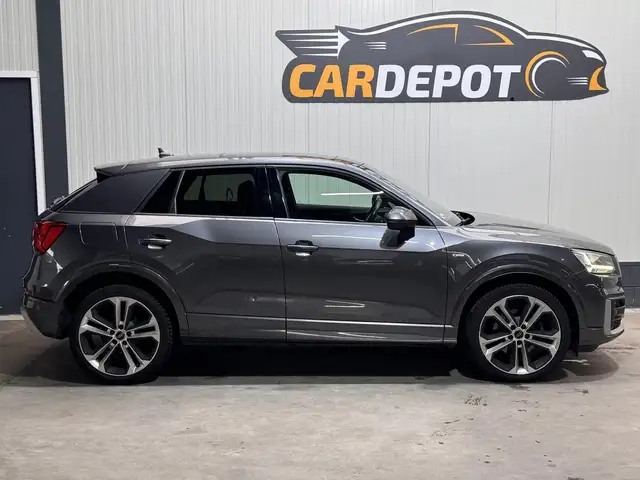 Audi Q2 view 4