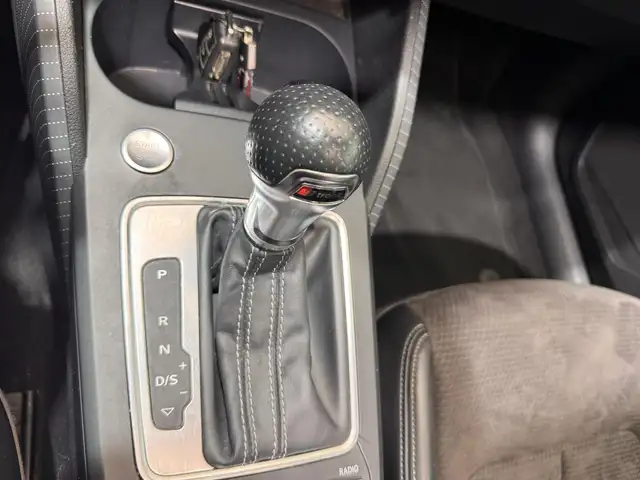 Audi Q2 view 14