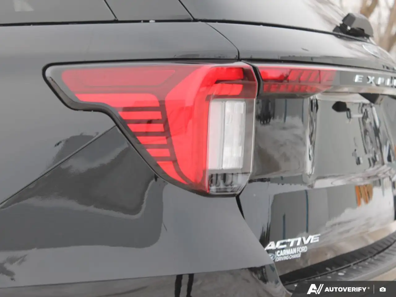 Ford Explorer снимка Ford Explorer
