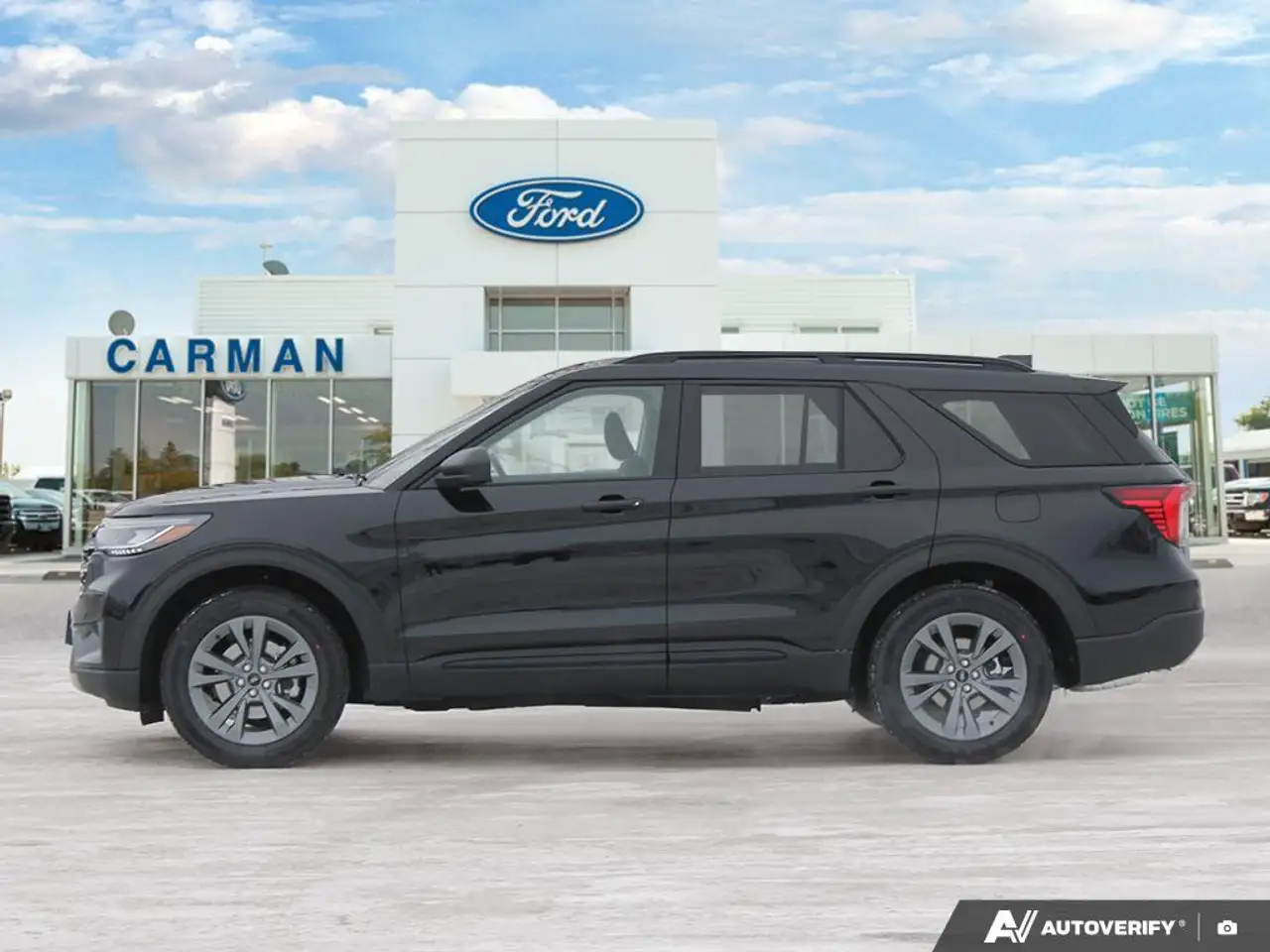 Ford Explorer снимка Ford Explorer