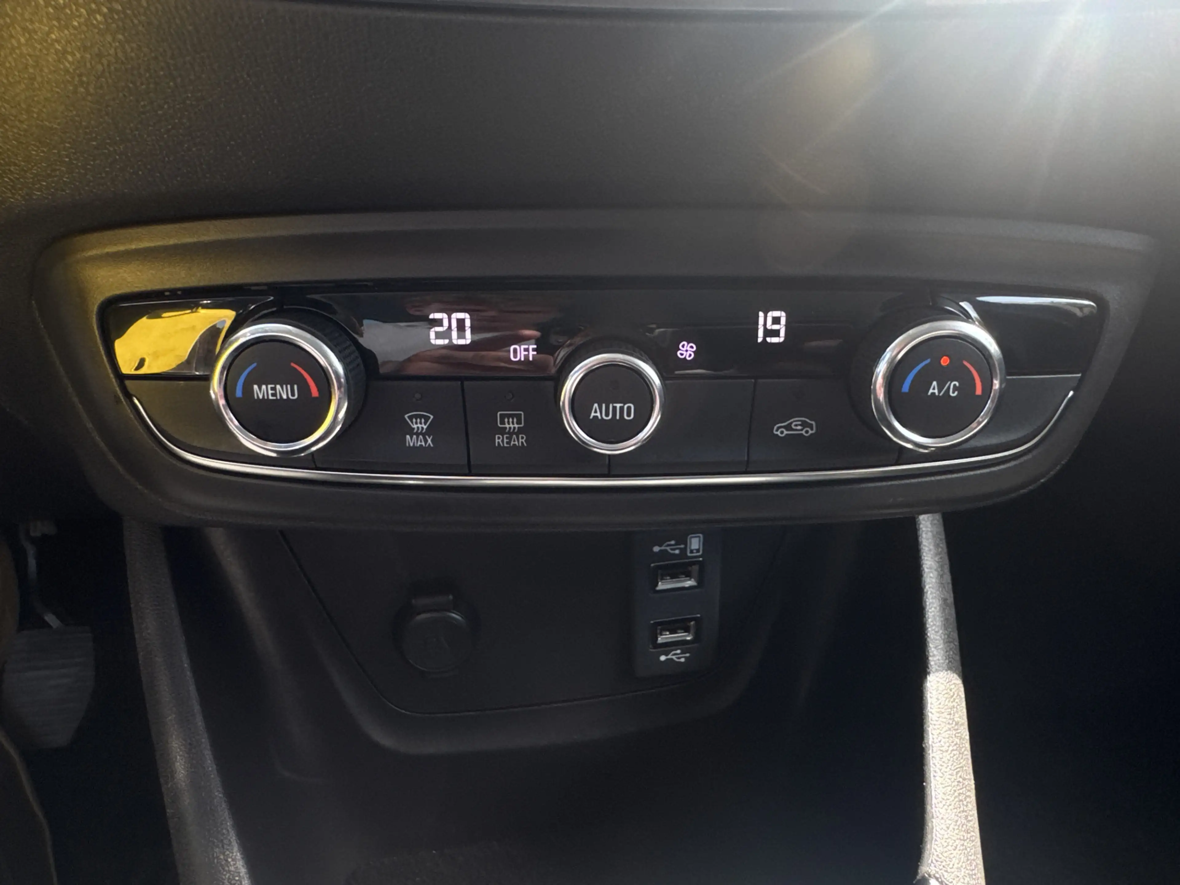 Opel Crossland 1.2 Turbo ELEGANCE 110PK NAVI/CARPLAY/360° CAMERA — photo 24