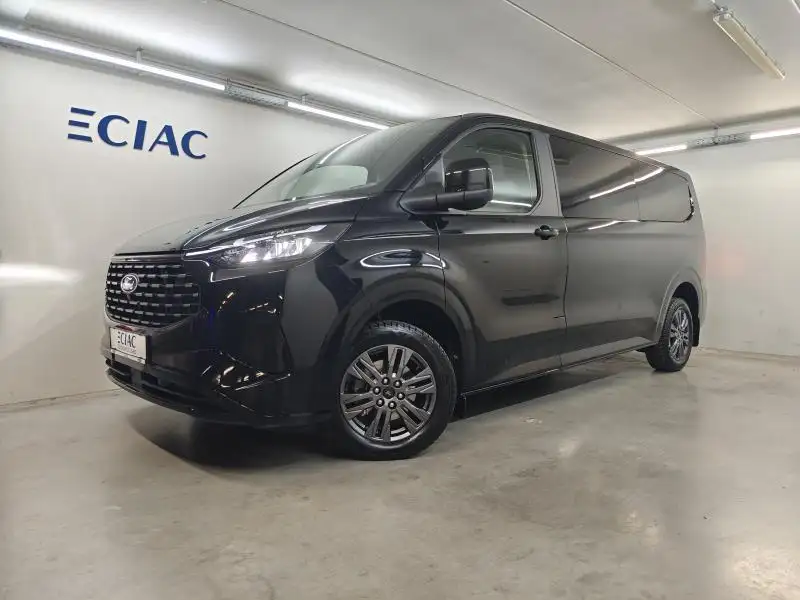 FORD Tourneo