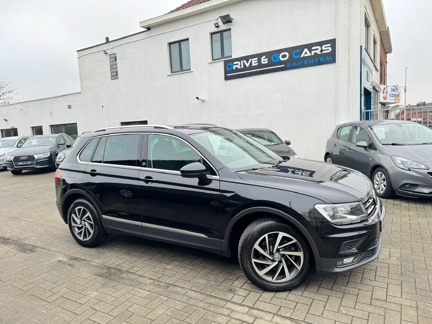 Volkswagen Tiguan 1.4 TSI Sound Edition ** 1 JAAR GARANTIE ** !! Noir - 1