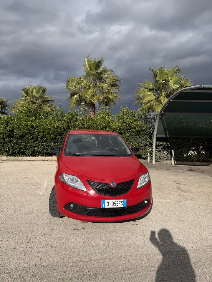 Lancia Ypsilon 2023