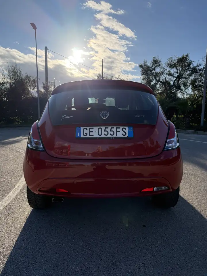 Lancia Ypsilon 2023