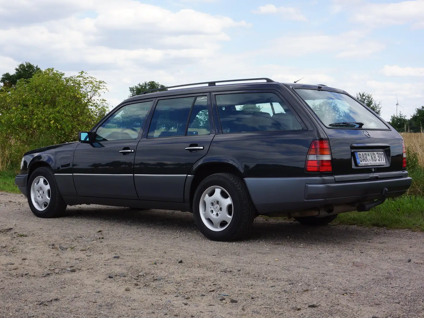 Mercedes-Benz E 280 E-Klasse T Noir - 2