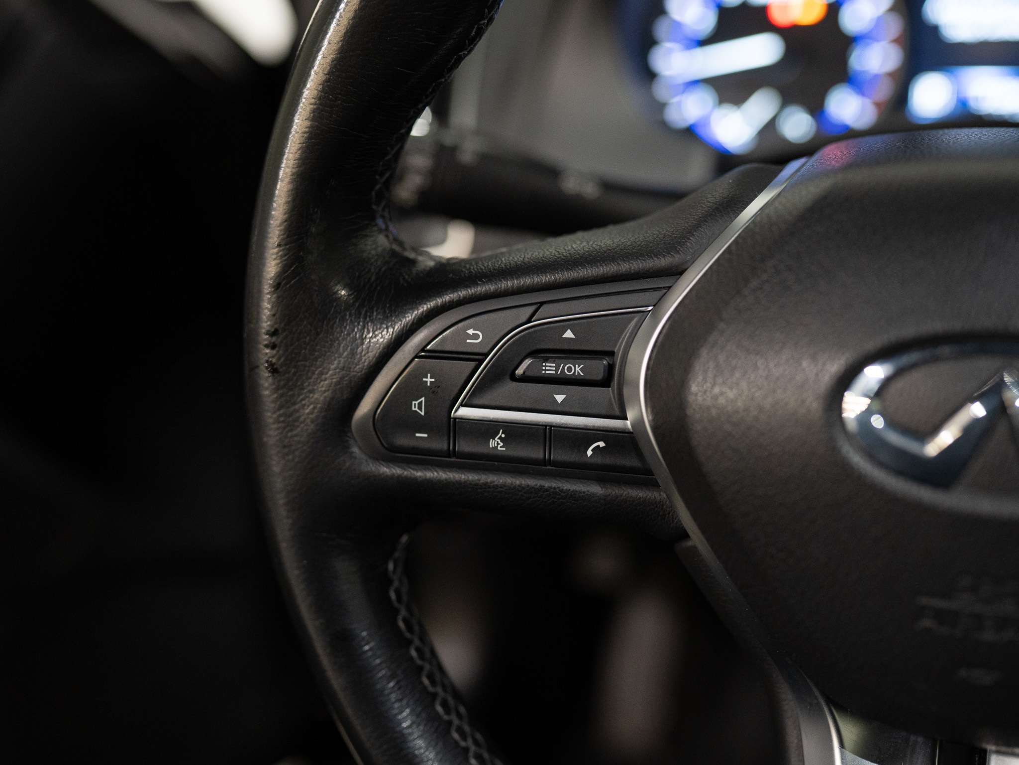 used 2018 INFINITI Q60 car, priced at $25,900