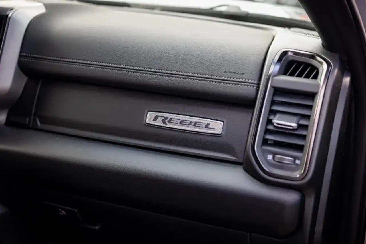 RAM 2500 снимка RAM 2500