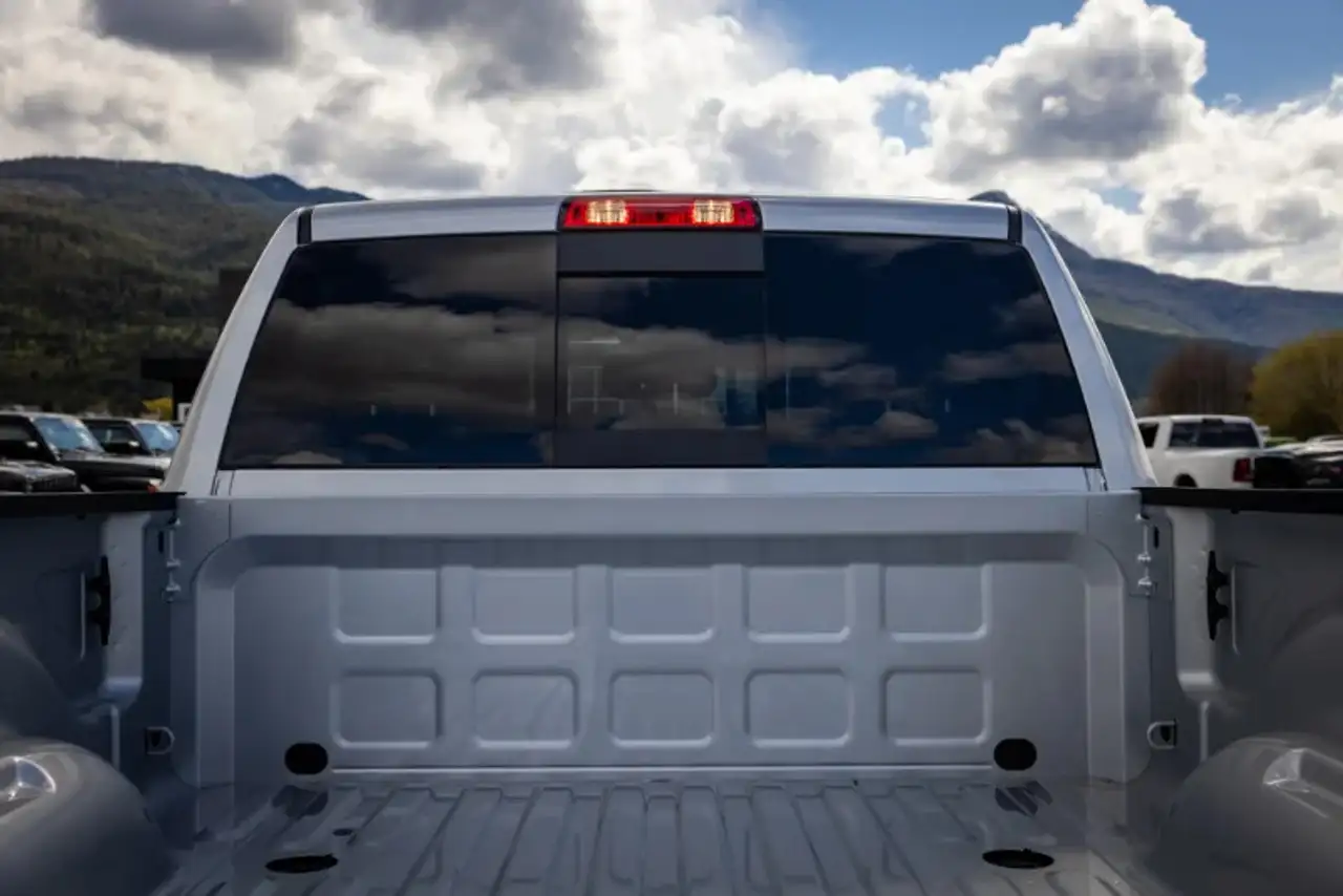 RAM 2500 снимка RAM 2500