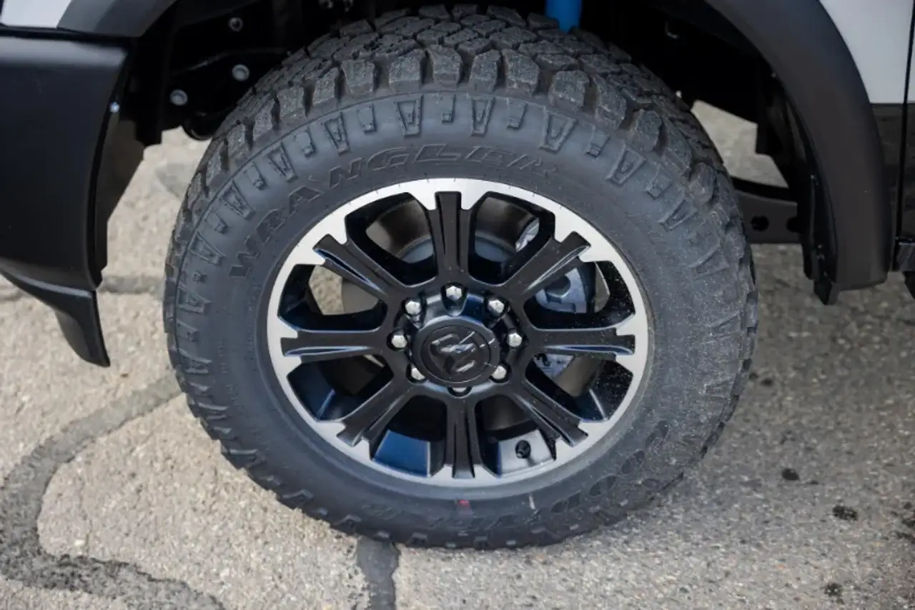 RAM 2500 снимка RAM 2500