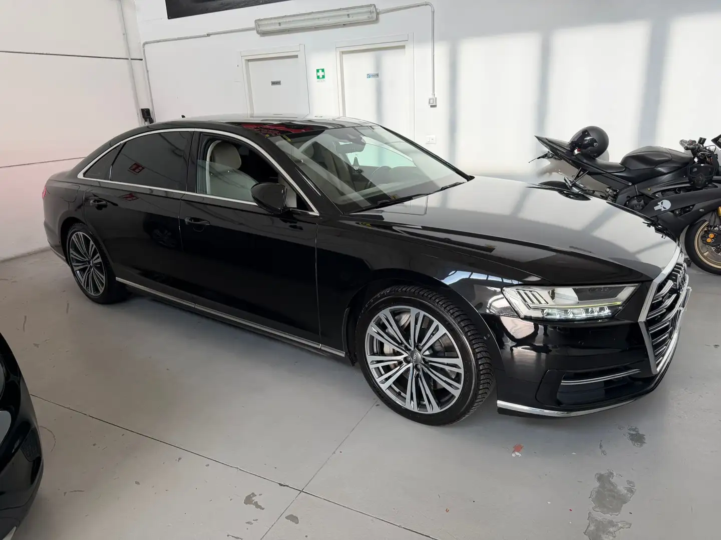 Audi A8 A8 L 60 4.0 tdi mhev quattro 435cv tiptronic Schwarz - 1