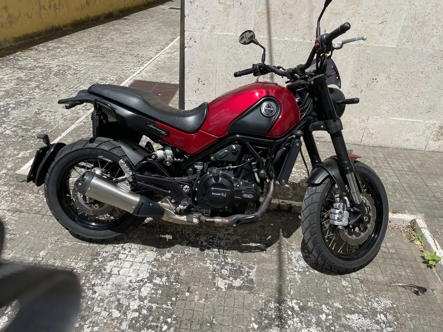 Benelli Leoncino Benelli Leoncino 500 Trail Roşu - 1