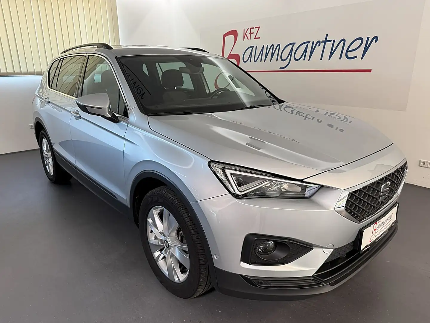 SEAT Tarraco 2,0TDI Style *LED*NAVI*Sitzheizung*Getönte Sche... Silber - 1