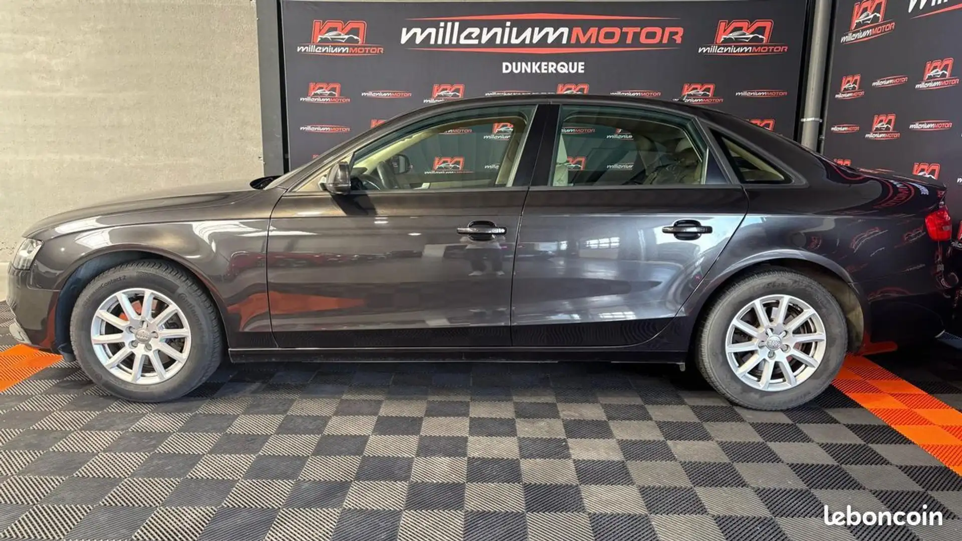 Audi A4 business line 2.0 tdi 136cv bva garantie 6 mois - 2