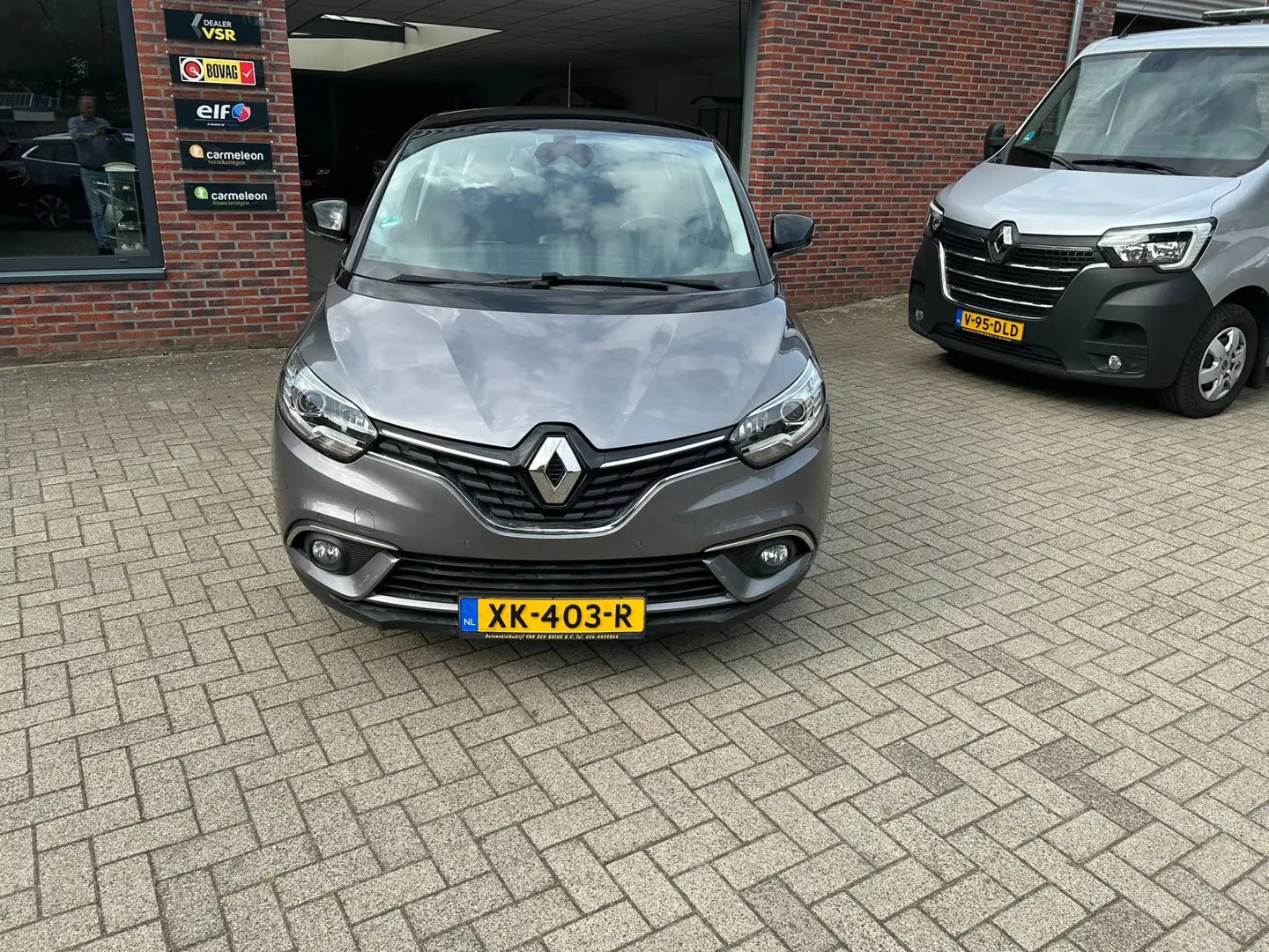 Renault Scenic 1.3 TCe Intens Grijs - 2