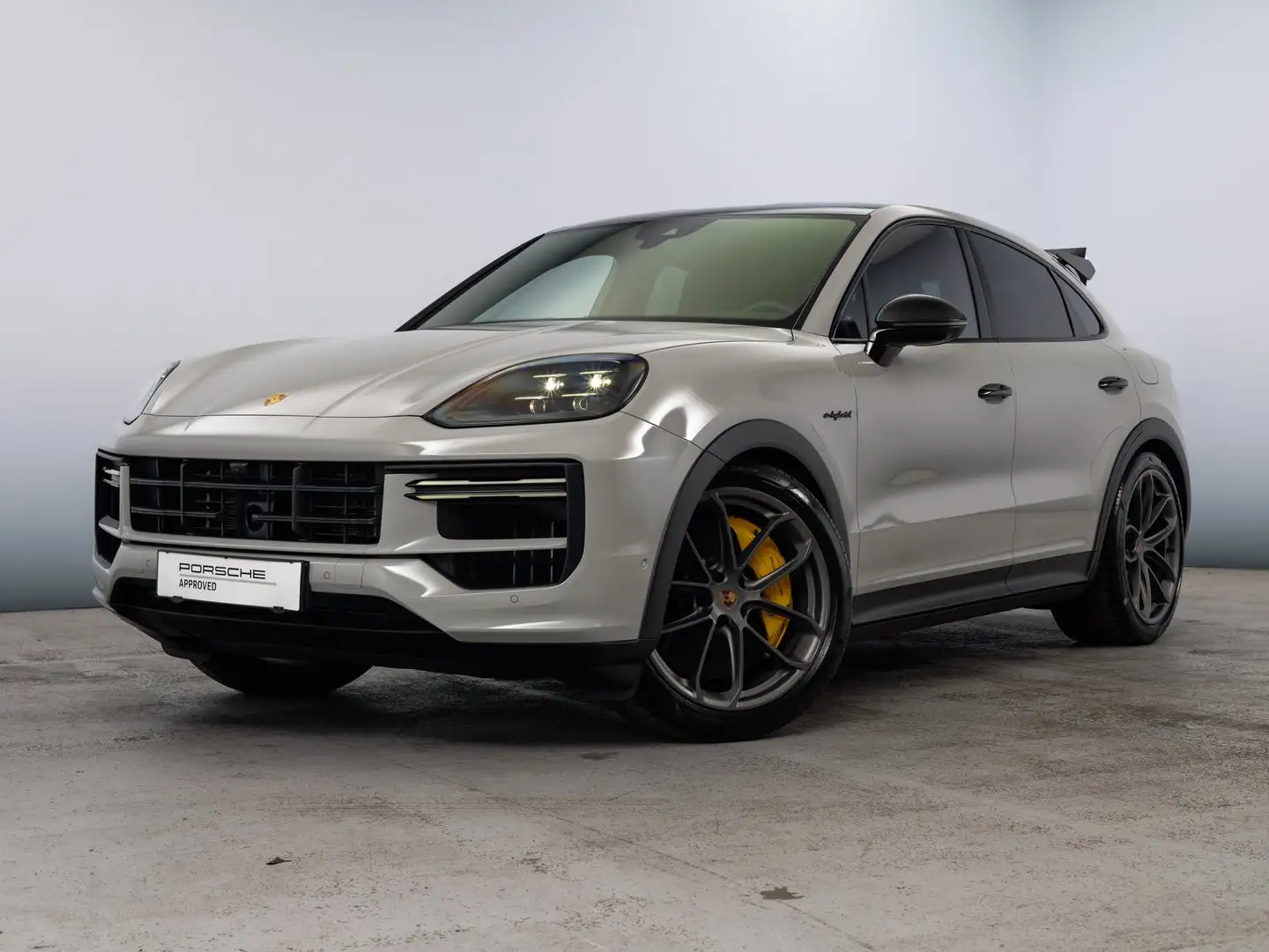 Porsche Cayenne Turbo E-Hybrid Coupé "GT-Paket" Grau - 1
