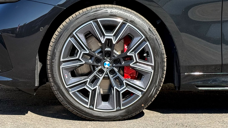 BMW 540 d xDrive — photo 7