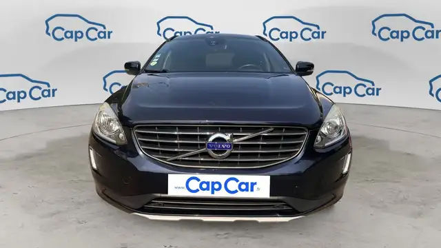 Volvo XC60 view 5