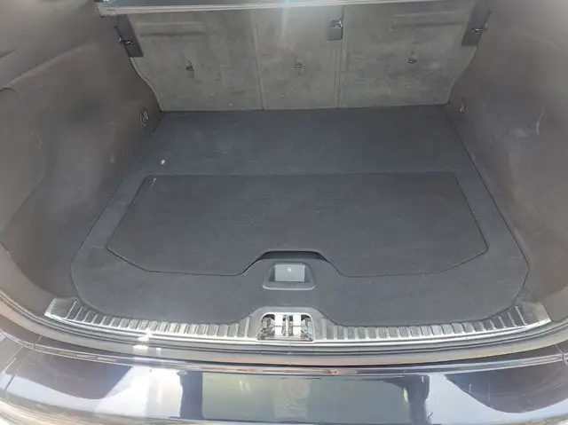 Volvo XC60 view 14