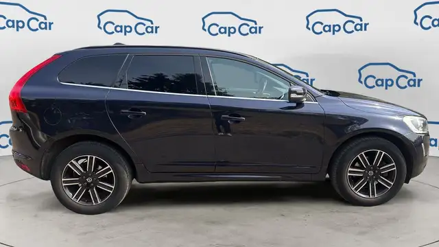 Volvo XC60 view 4