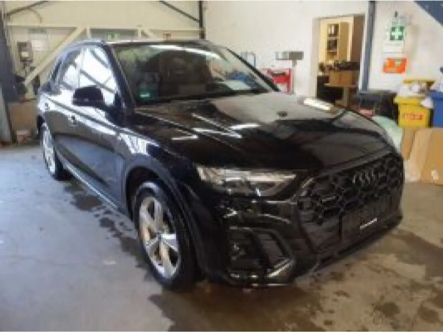 Audi Q5 40 TDI quattro S line*Navi*Matrix*Alu*B&O*PDC Schwarz - 2