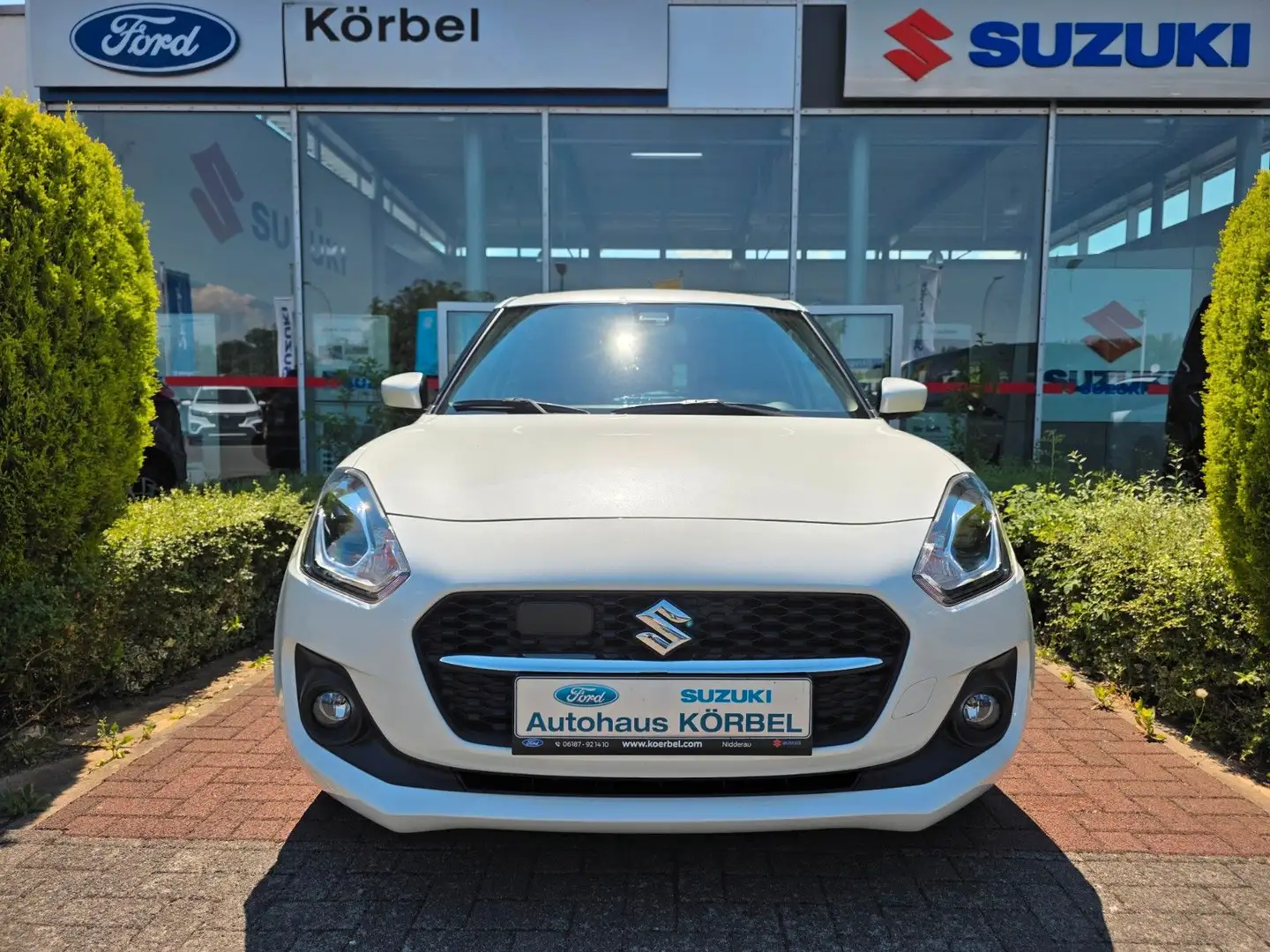 Suzuki Swift Comfort Hybrid*Tempomat*LED*TWW*Apple*Cam* Blanc - 2