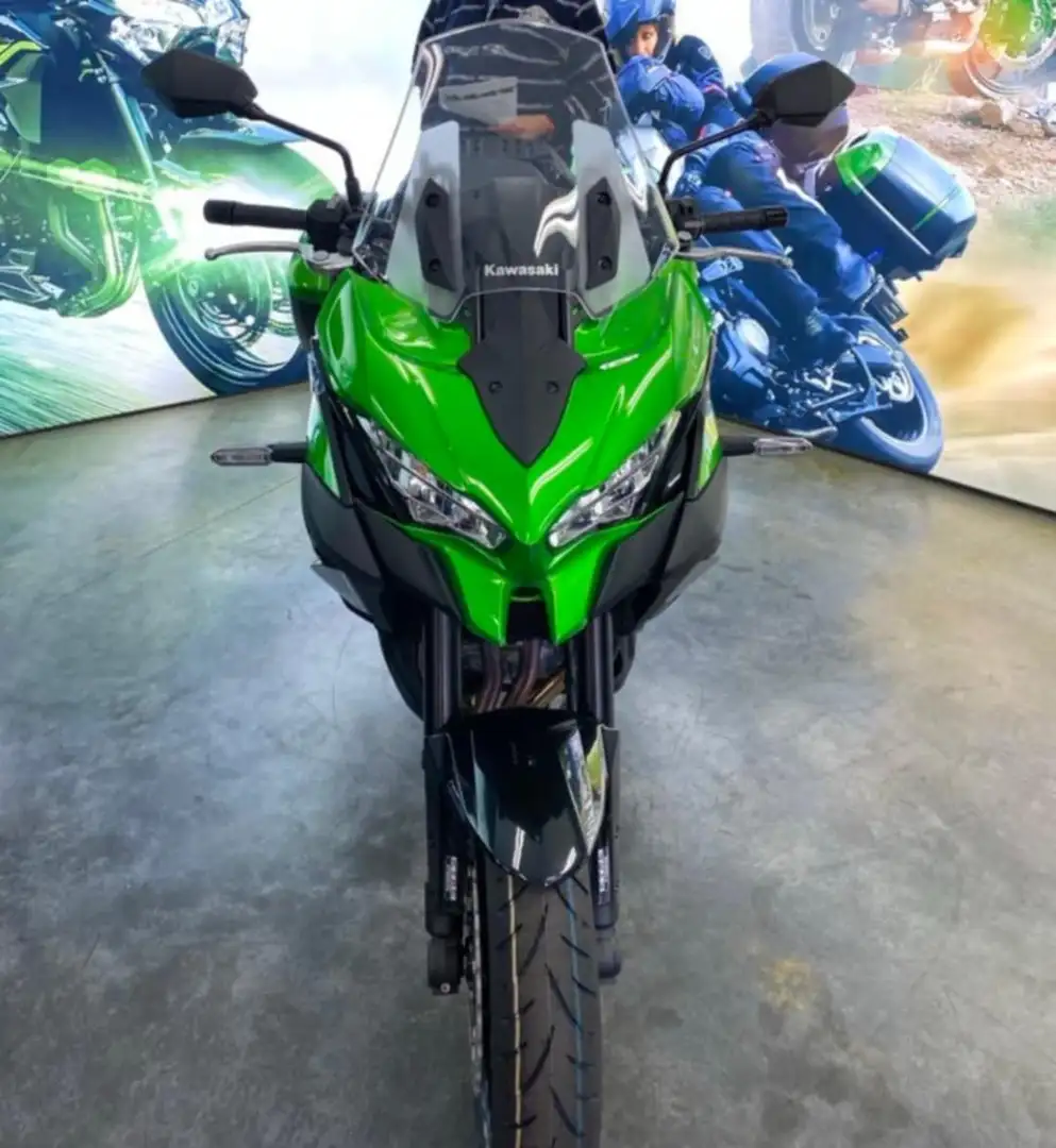 Kawasaki Versys 650 Зелёный - 2