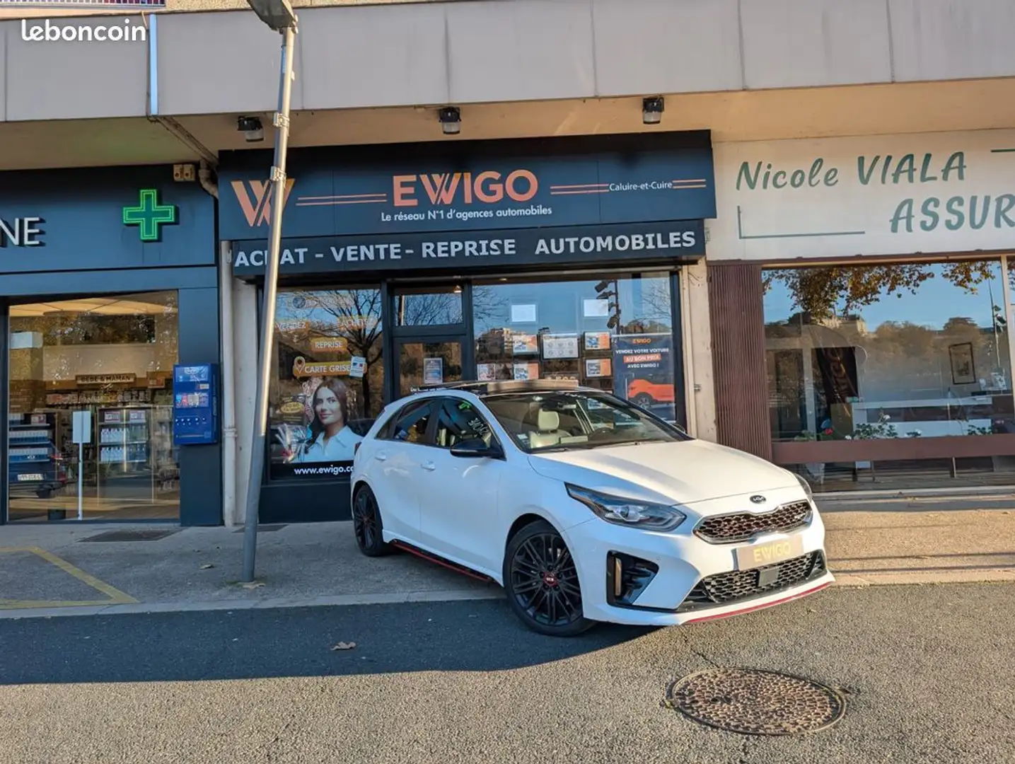 Kia Ceed / cee'd Ceed 3 iii 1.6 t-gdi 204ch isg gt dct7 toit ouvrant jbl attellage Blanc - 1